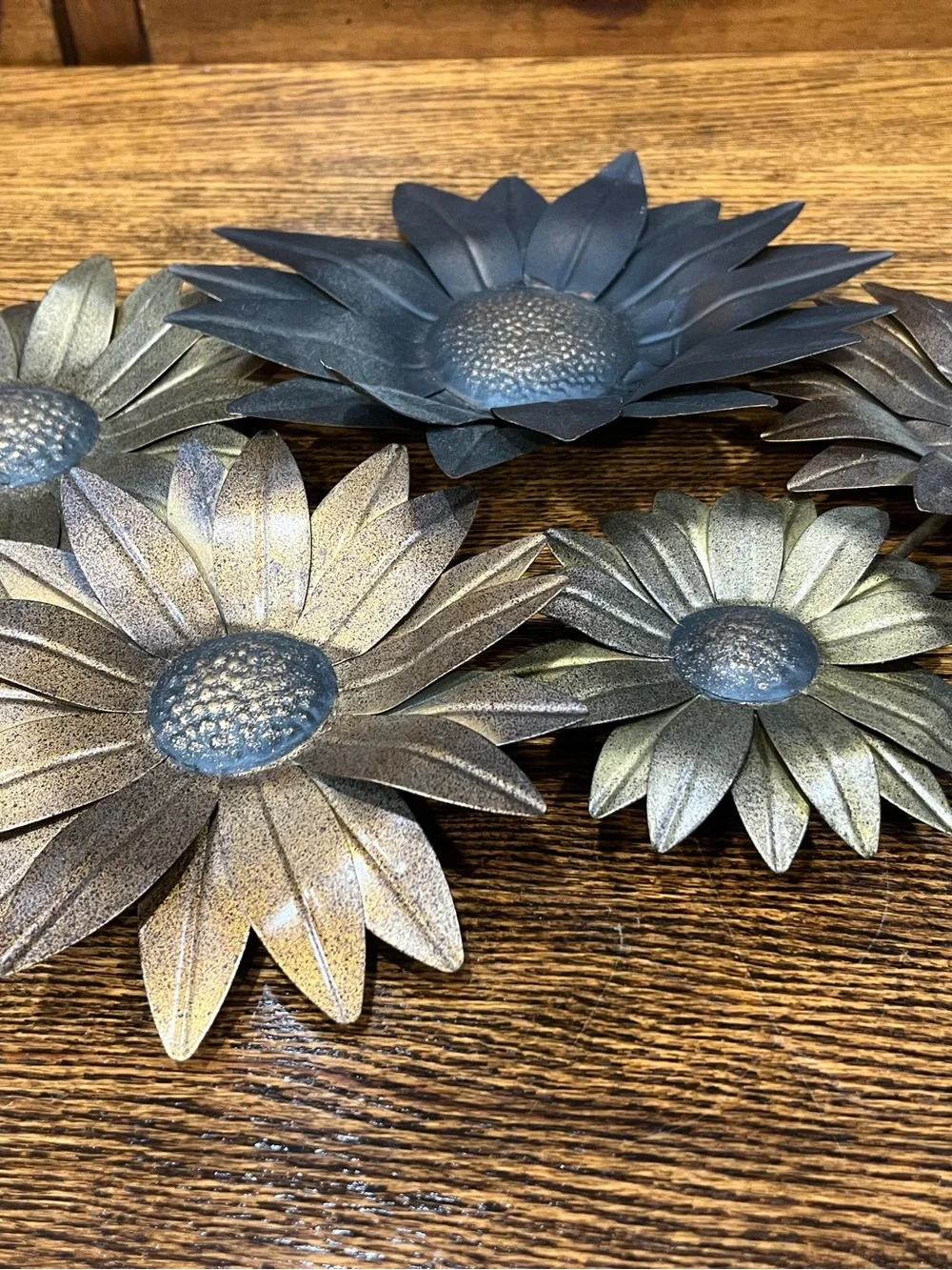 Vintage New View Metal Sunflower Wall Hanging – Retro MCM Floral Décor